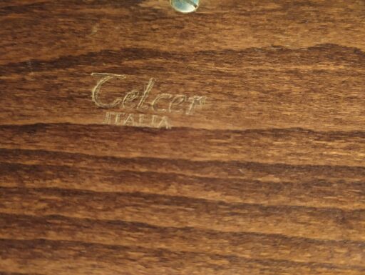 Telefoni legno d'epoca bianco e marrone