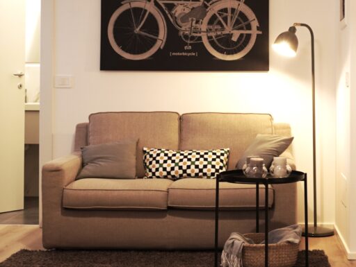 Divano 2 posti come nuovo