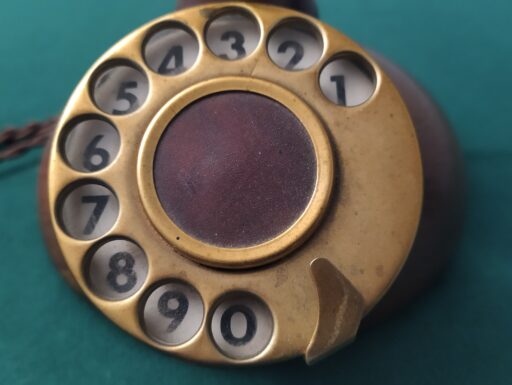 Telefono da tavolo legno a candela mod. primi 900