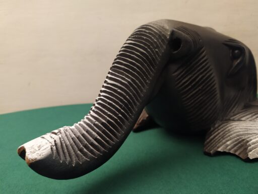 Ornamenti in legno da arredo