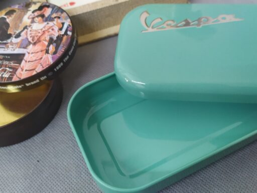 Oggetti vari 1^ e 2^ meta' del secolo scorso