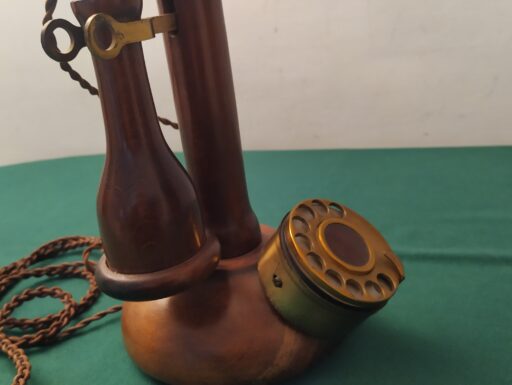 Telefono da tavolo legno a candela mod. primi 900