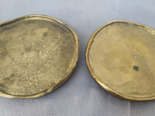 Fermacarte d'epoca ottone e plaxiglass