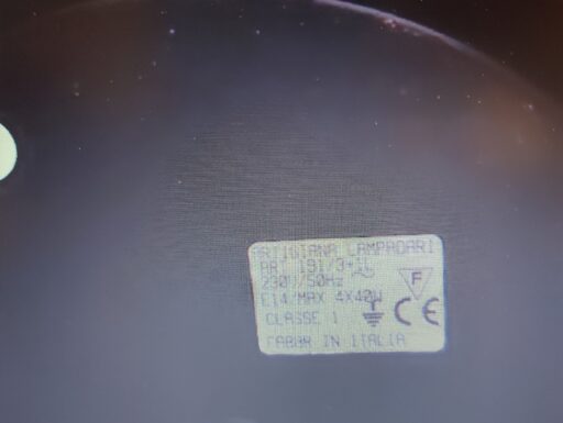 Lampada con struttura in bronzo