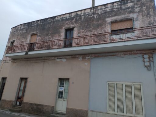 2 appartamenti via monteroni in magliano (le)