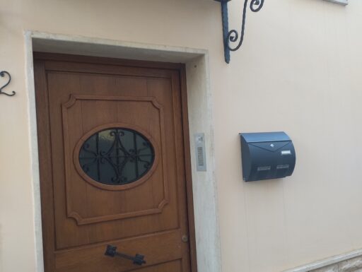 Casa autonoma in campi sal.(le) via a. di savoia 82