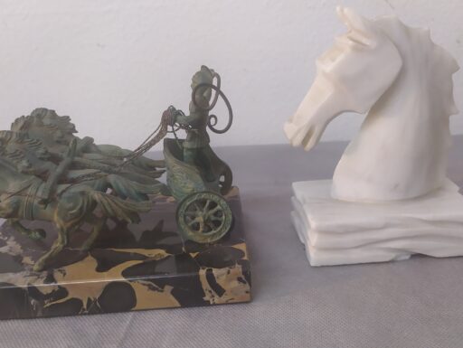 Oggetti marmo naturale e bronzo antichjzzato