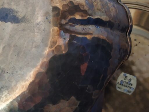 Vassoi in ottone d'epoca rotondi e quadrato