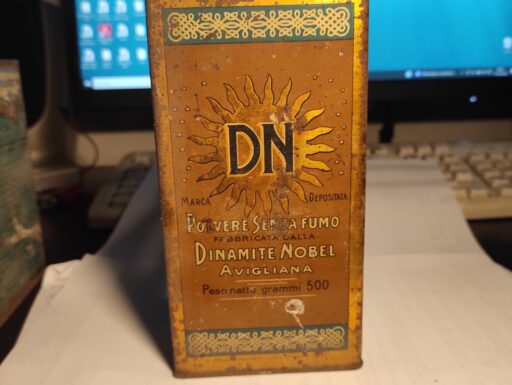 Dn polvere senza fumo a 25,00, vintage, anni 50.
