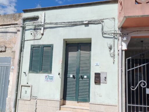 Finimmobil vende in san donaci (br) casa autonoma