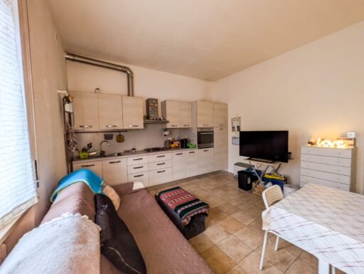 Bilocale in vendita via ludovico ariosto borgo roma verona