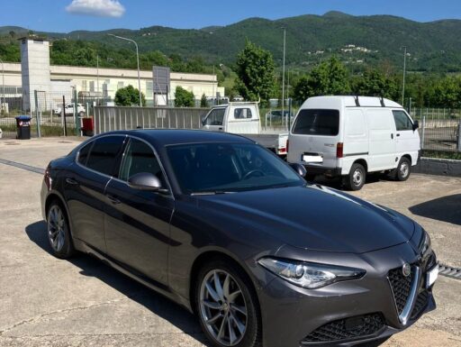 Alfa romeo giulia
