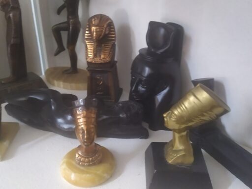 Prodotti egiziani marmo ottone resina