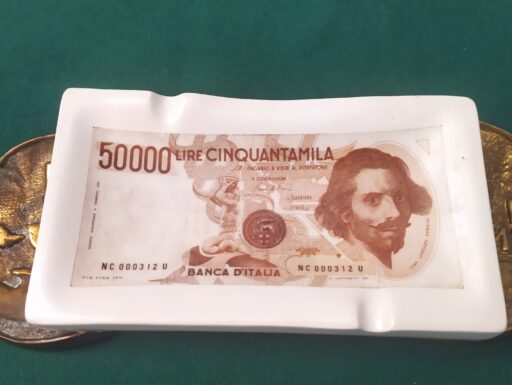 Posacenere e fermacarte d'epoca-ceramica e ottone