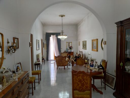 Casa + garage in san donaci (br) via cellino 206