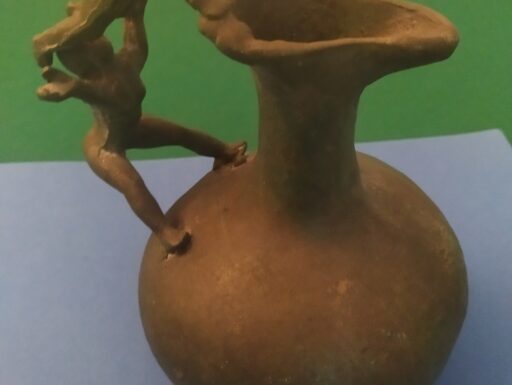 Anfora bronzo manico putti