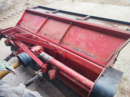 Trincia sarmenti agricola