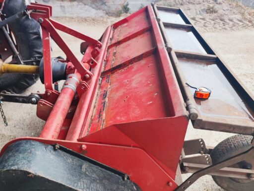 Trincia sarmenti agricola