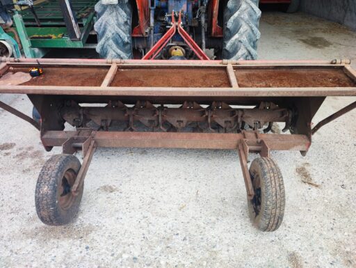 Trincia sarmenti agricola