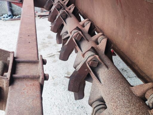 Trincia sarmenti agricola