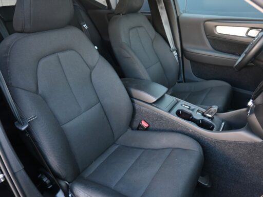 2019 volvo xc40 d3 momentum awd led navi