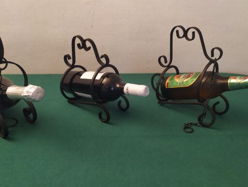 Portabottiglie ferro battuto vintage
