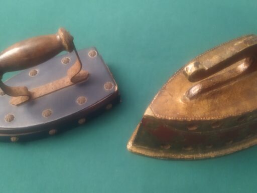 Scatole legno ferri da stiro