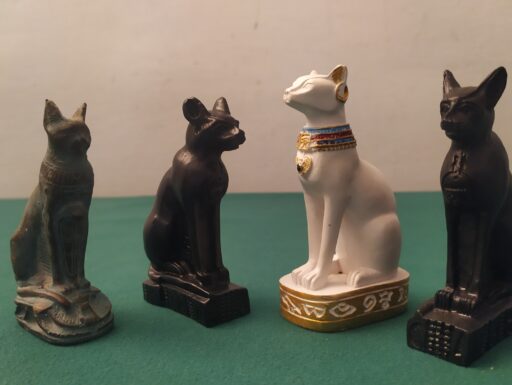 Statue gatti antico egitto