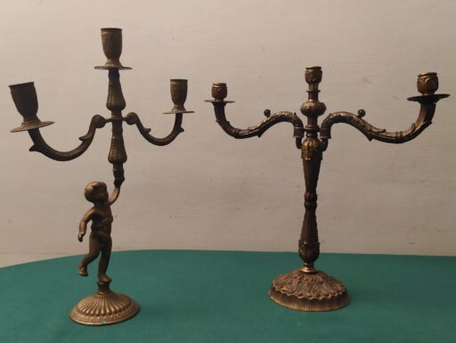 Candelabri ottone lavorati a sbalzo