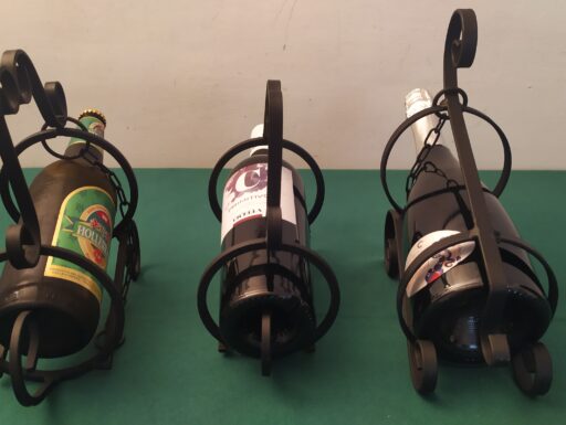 Portabottiglie ferro battuto vintage