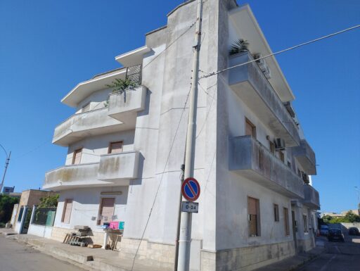 Appartamento in cursi (le) vico basento 1