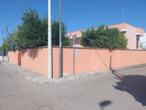 Villetta in guagnano le via t. minniti 86