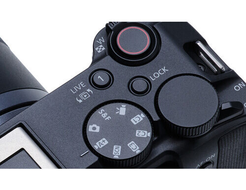 Canon eos r50 v + rf-s 14-30mm f4.-6.3 is stm pz creator kit