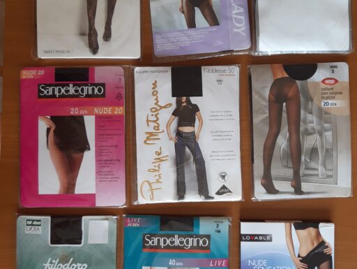 34 confezioni di collant e gambaletti nuovi taglie 1-2-3-4