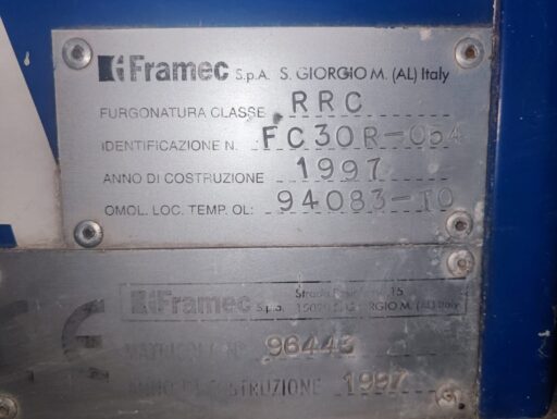 Gruppo/cassone frigorifero e refrigerante isotermico