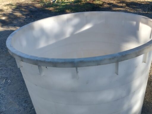 Mastello in plastica da 700 lt. - colore bianco