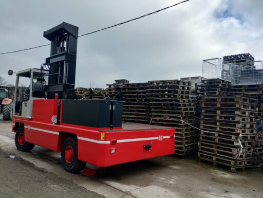 Carrello elevatore laterale