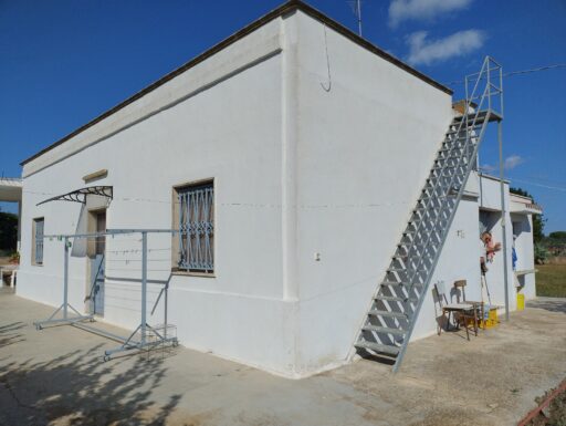 Villetta in campagna in oria (br) , contrada chianca