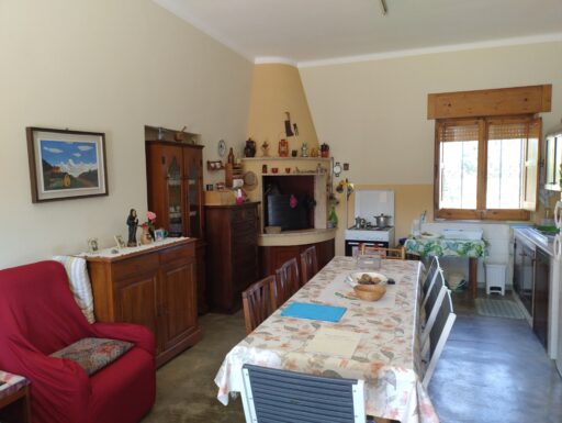 Villetta in campagna in oria (br) , contrada chianca