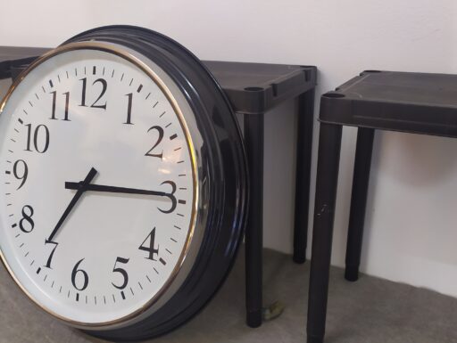 Orologio da parete grande acciaio e vetro