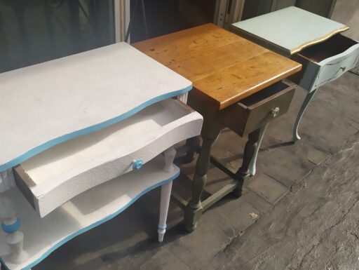 Comodini in legno d'epoca