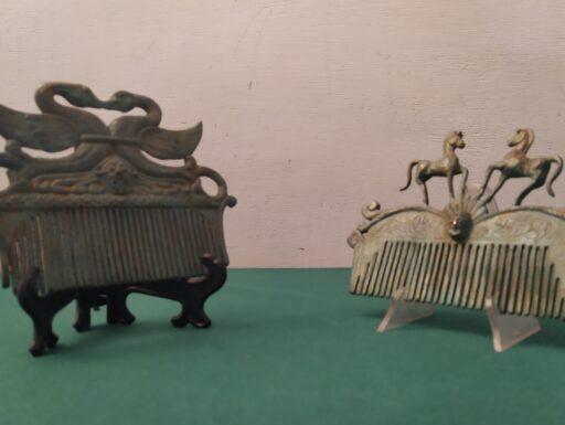 Pettini romano/etrusco in bronzo