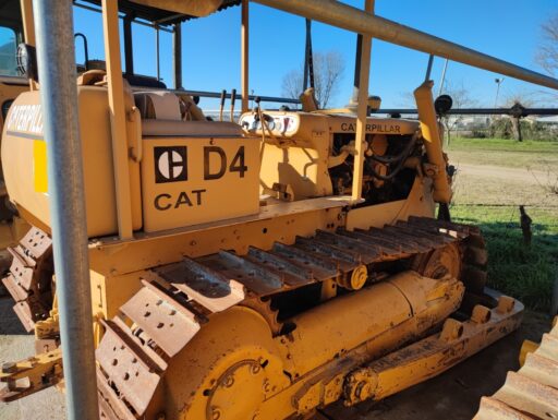 Bulldozer apripista caterpillar d4c