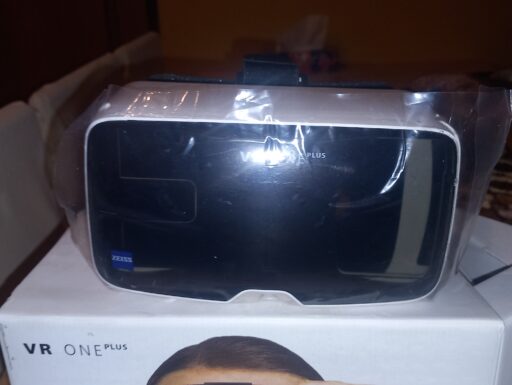 Zeiss vr one plus - occhiali per realtà virtuale