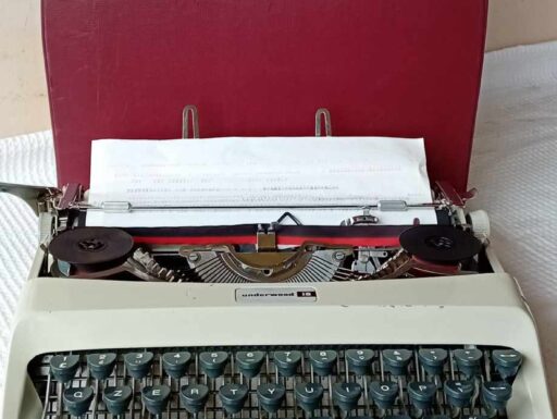 Macchine per scrivere olivetti e altre