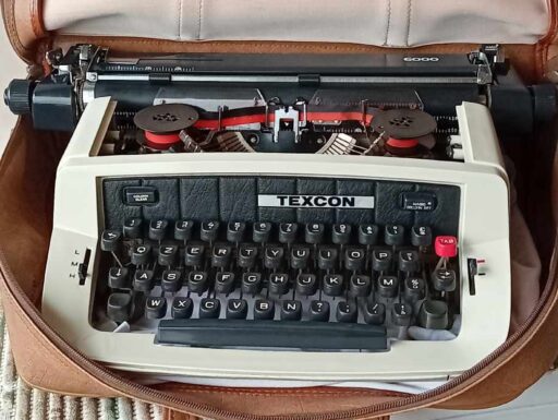 Macchine per scrivere olivetti e altre