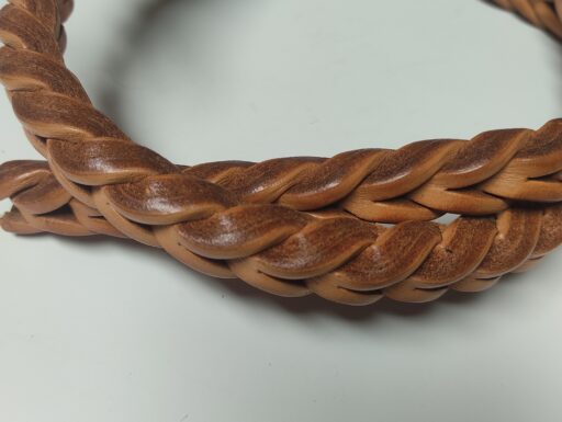 Cinture e guinzagli intrecciati - vera pelle