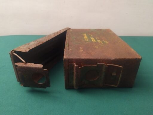 Cassetta militare in metallo d'epoca