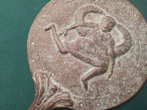 Specchi-ombre-apollo in bronzo