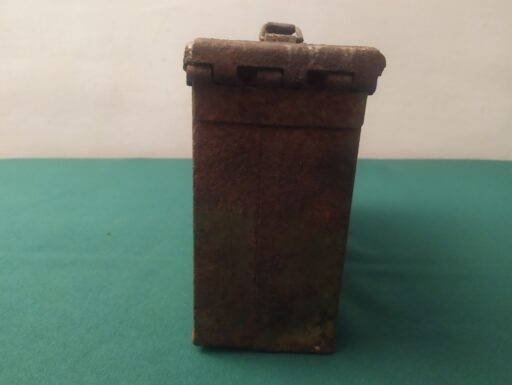 Cassetta militare in metallo d'epoca